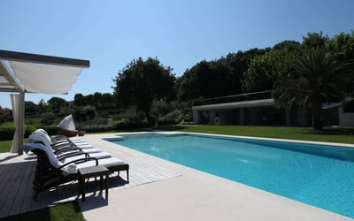 Luxury Villa Photo #13