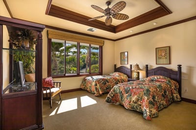 Luxury Villa Photo #21