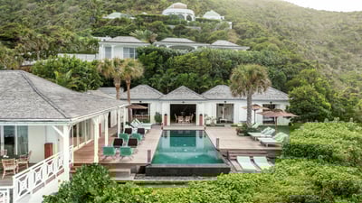Luxury Villa Photo #2