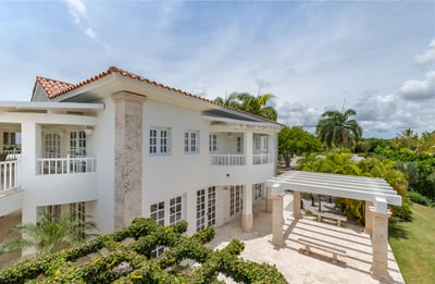 Luxury Villa Photo #12