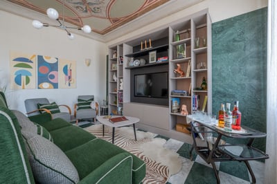 Luxury Villa Photo #5