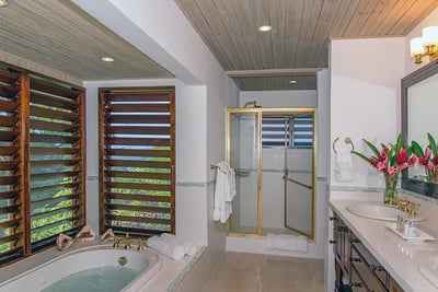 Luxury Villa Photo #19