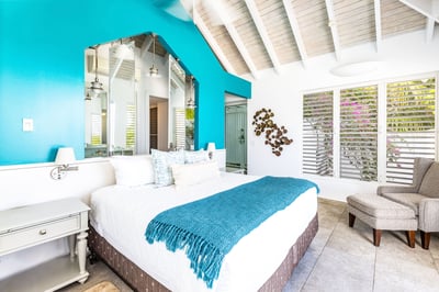 Luxury Villa Photo #27