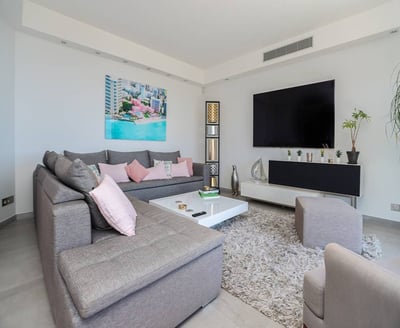 Luxury Villa Photo #11