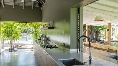 Luxury Villa Photo #37