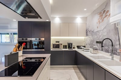 Luxury Villa Photo #24