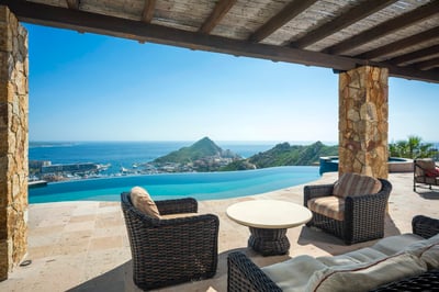 Luxury Villa Photo #19