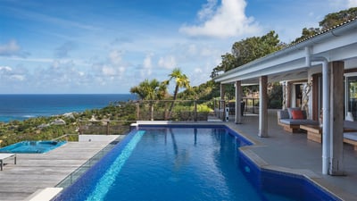 Luxury Villa Photo #2