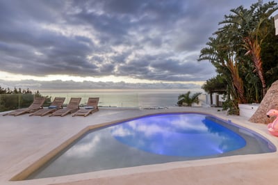 Luxury Villa Photo #8