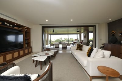Luxury Villa Photo #25
