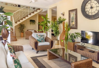 Luxury Villa Photo #20