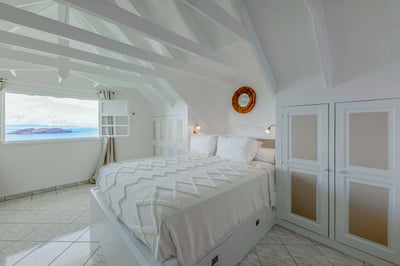 Luxury Villa Photo #19