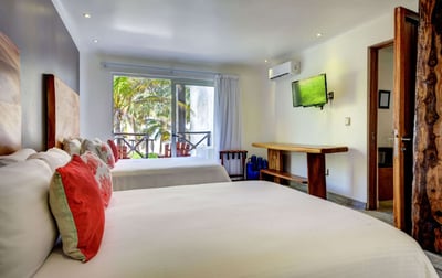 Luxury Villa Photo #29