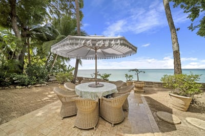 Luxury Villa Photo #9