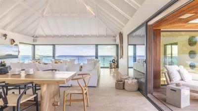 Luxury Villa Photo #34