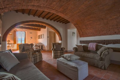 Luxury Villa Photo #16