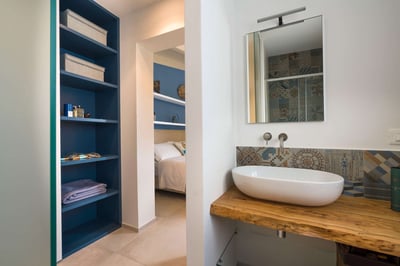 Luxury Villa Photo #34
