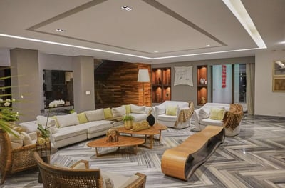 Luxury Villa Photo #32