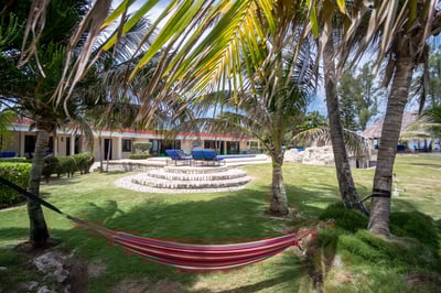 Luxury Villa Photo #13