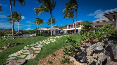 Luxury Villa Photo #9