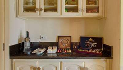 Luxury Villa Photo #4