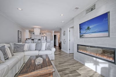 Luxury Villa Photo #2