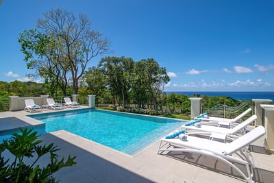 Luxury Villa Photo #3