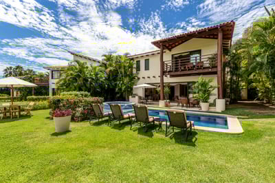 Luxury Villa Photo #4