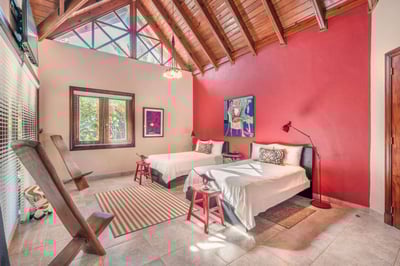 Luxury Villa Photo #29