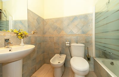 Luxury Villa Photo #30