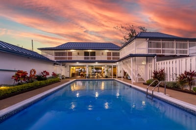 Luxury Villa Photo #2