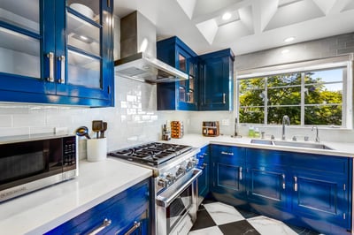 Luxury Villa Photo #23