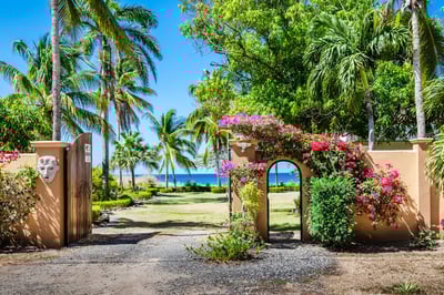 Luxury Villa Photo #7
