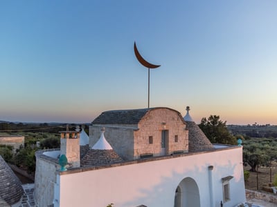 Luxury Villa Photo #4