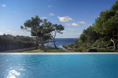Luxury Villa Photo #9