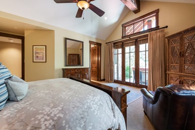 Luxury Villa Photo #17