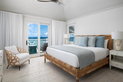 Luxury Villa Photo #6