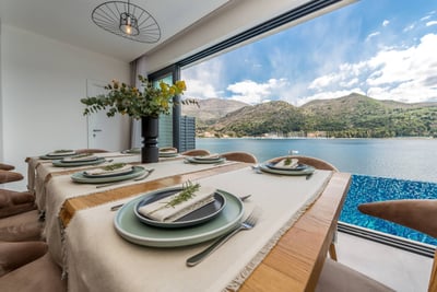 Luxury Villa Photo #34
