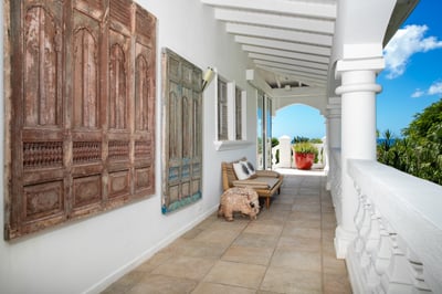 Luxury Villa Photo #33