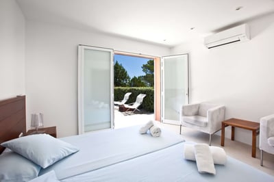 Luxury Villa Photo #33