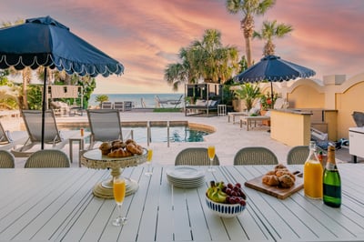 Luxury Villa Photo #18