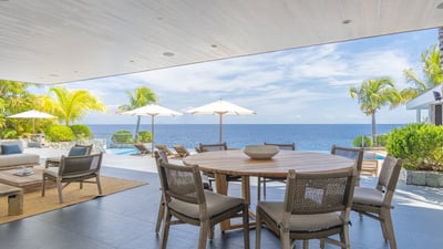 Luxury Villa Photo #16