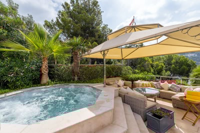 Luxury Villa Photo #9