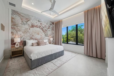 Luxury Villa Photo #71