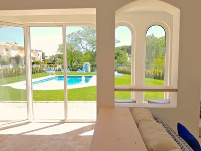 Luxury Villa Photo #11