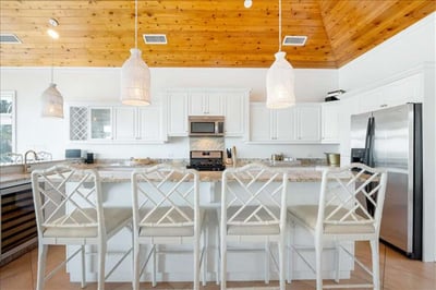 Luxury Villa Photo #17