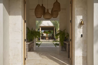 Luxury Villa Photo #20