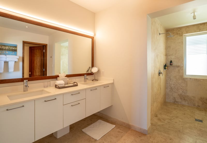 One Bedroom Ocean View Suite | Ridgetop