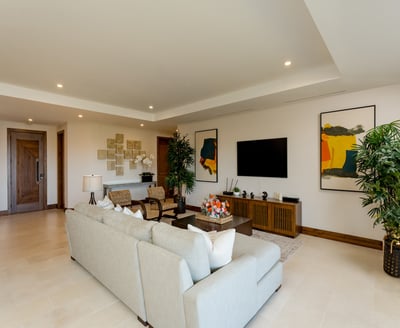 Luxury Villa Photo #10