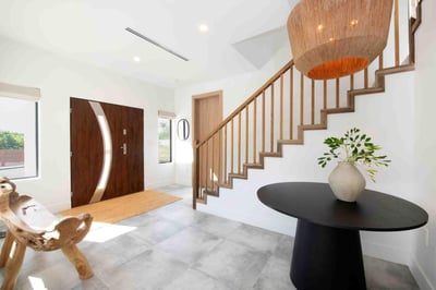 Luxury Villa Photo #25